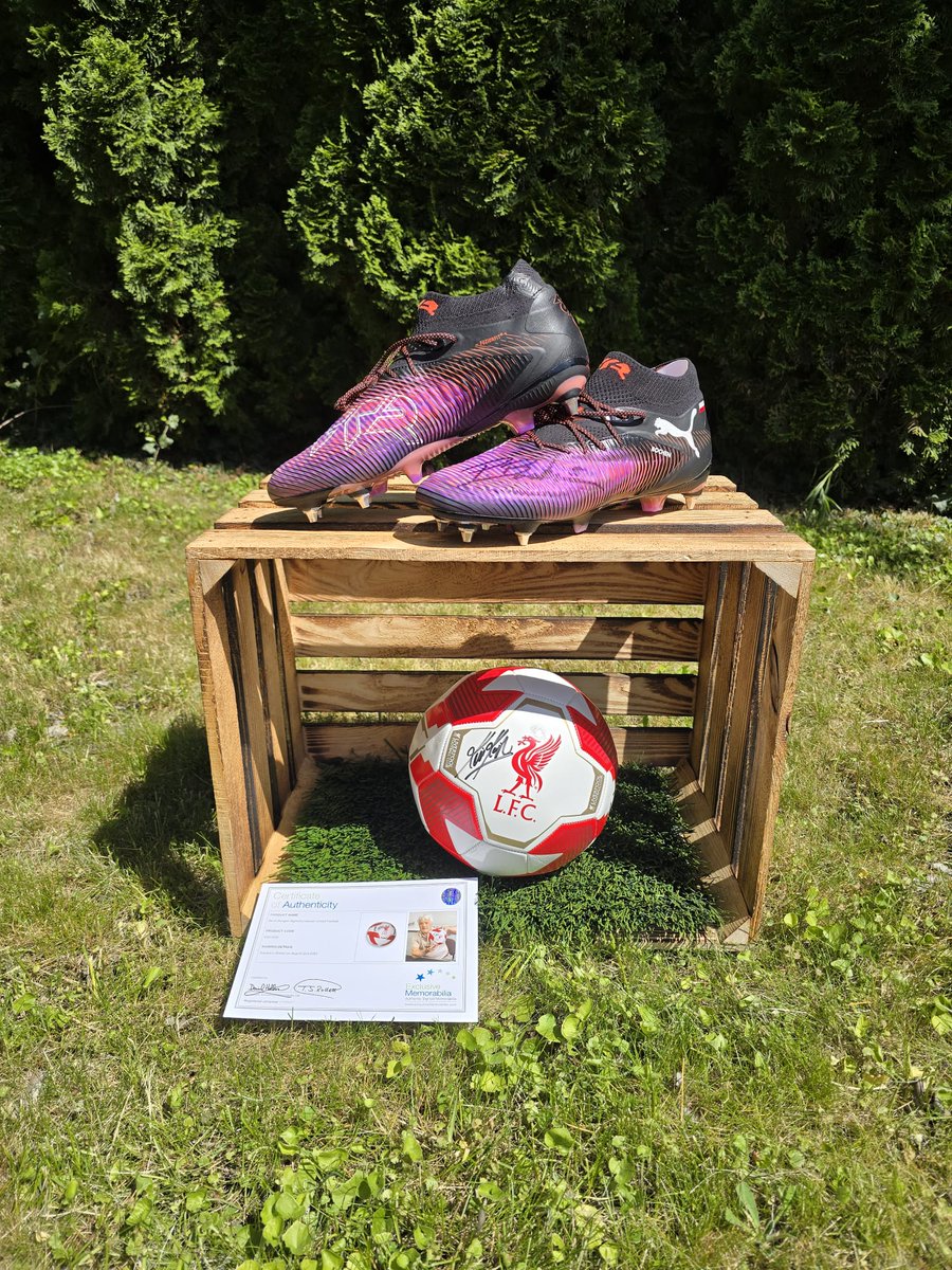 SerceZdrugiej's tweet photo. ❤️ Licytacja nr 6️⃣ dla Doriana ❤️
   w misji @FutboholikCup ⚽️☀️

➡️https://t.co/j6ffQWfgoq

👟 @pbochniewicz5 z autografem 🔥
⚽️ @LFC z autografem Kevina Keegana 🤯

⚠️ Jednocześnie na X i Facebook 💻

📏 👟 44,5 / ⚽️ 5

kliknij ❤️ i podaj dalej 🔃🤝

⚠️ Ważne Szczegóły  ⤵️ https://t.co/pQxkR24OyY