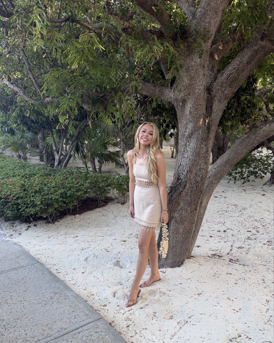 Tiffany Ariana Trump tweet media