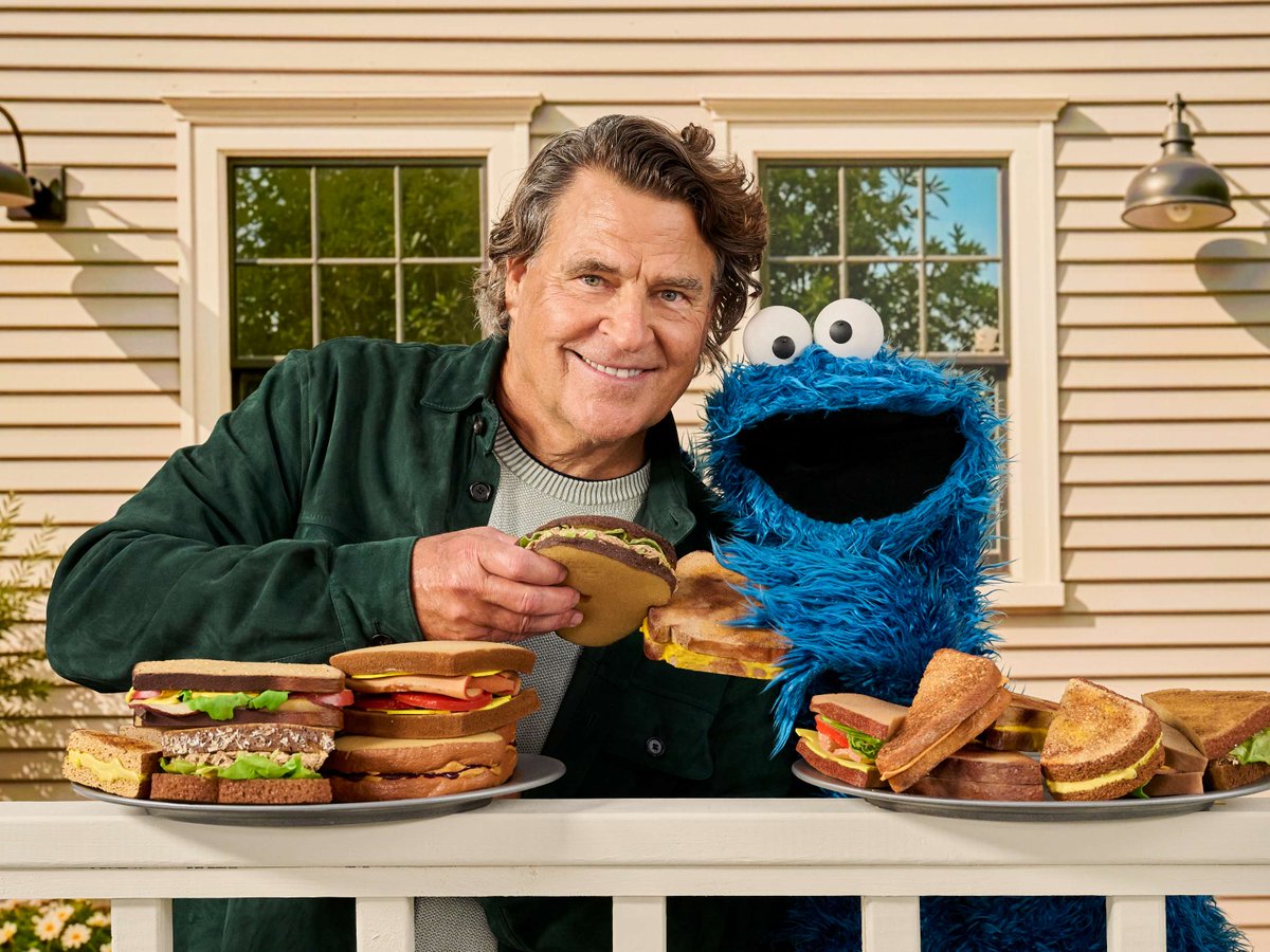 Cookie Monster tweet media