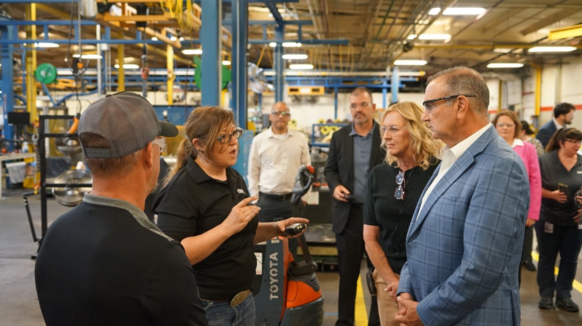GovMikeKehoe's tweet photo. Claudia and I visited CNH Reman in Springfield and saw firsthand how Missouri companies are delivering real value to American manufacturing. By remanufacturing critical equipment components, this company is helping farmers, manufacturers, and businesses keep operations running sustainably and efficiently by reducing expenses and extending the life of their essential machinery.

That kind of innovation strengthens our economy, supports Missouri jobs, and keeps our businesses competitive. Thank you to the CNH Reman team for the warm welcome and for your continued investment in Missouri.