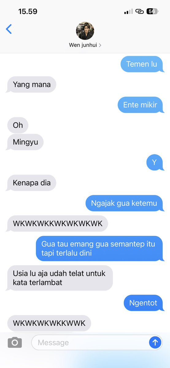 hanberryofc's tweet photo. Curhat dong a iya doang by. https://t.co/LBdCUA6186