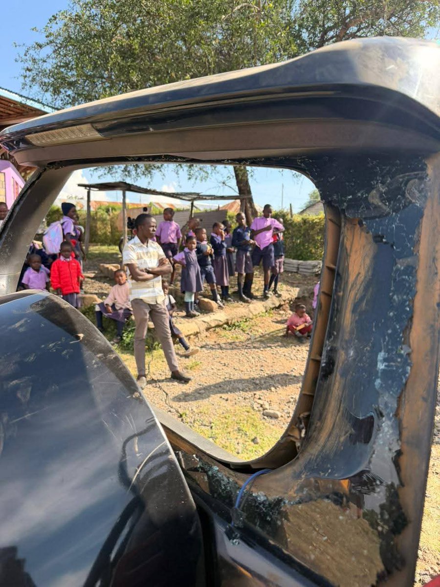 Willis Raburu tweet media