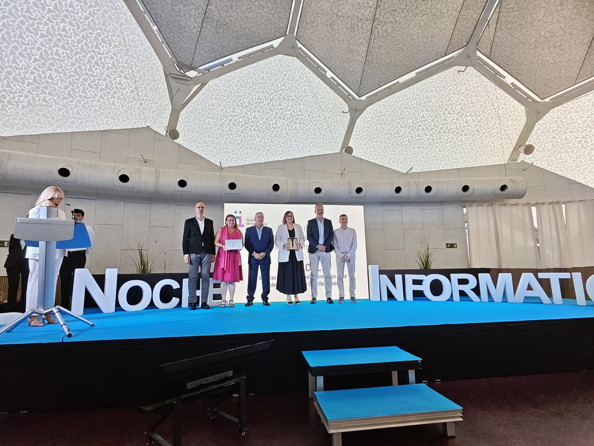 CPIICyL's tweet photo. 🏆 Premio i3 2026 – Organización más relevante en materia de Informática
 🔷 APIACYL 🔷
 Por dignificar la labor del personal informático de la Administración y dar visibilidad al sector TIC en Castilla y León #Premiosi3 @apiacyl https://t.co/7knJaOzLSD
