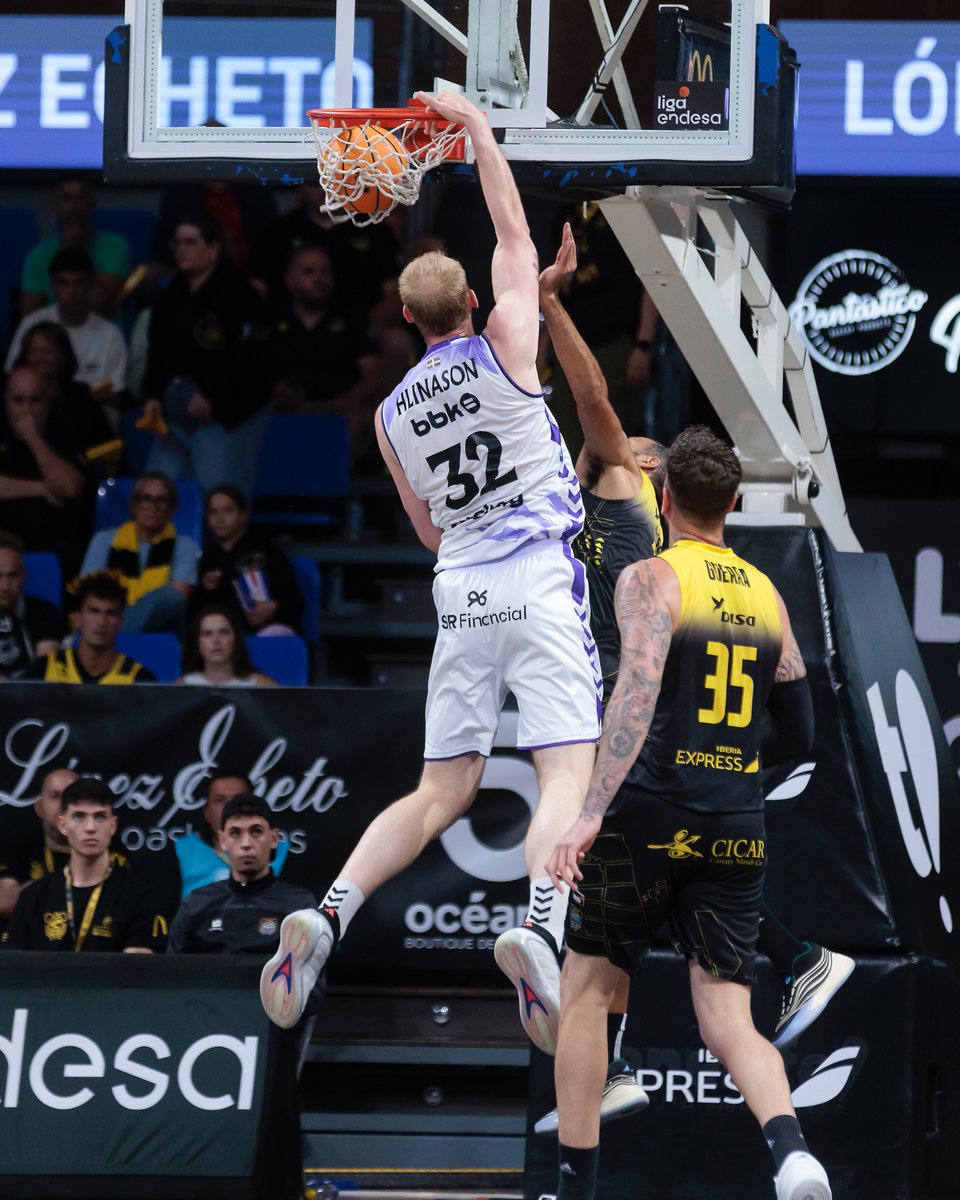 imbello1's tweet photo. El @RMbasket  será el primer rival de los laguneros @CB1939Canarias  en el play offs de cuartos de final. FOTO LIGA ACB e info en https://t.co/ysjbM3Y6sG https://t.co/0JmuM9X2gq