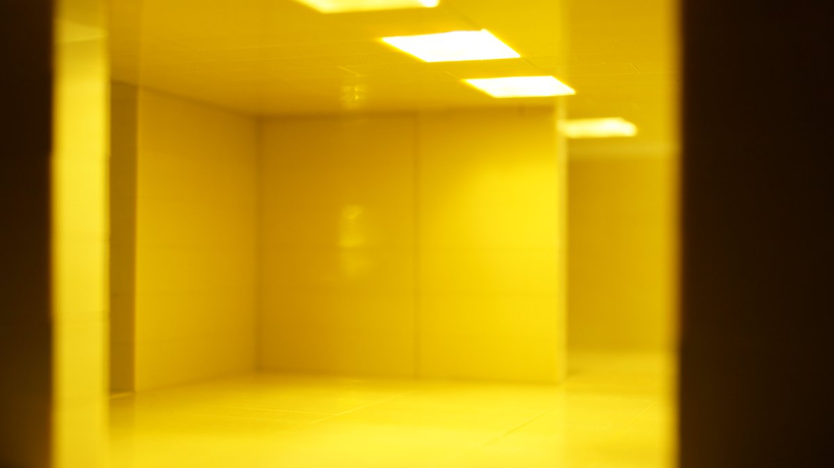 STARWARSSTUDIO's tweet photo. Took this picture of the backrooms some time ago, but now I'm releasing it because the movie is out.

#LEGO #backrooms #liminalspace #toyphotography @KaneHypeGuy https://t.co/lyZlVlpMn3