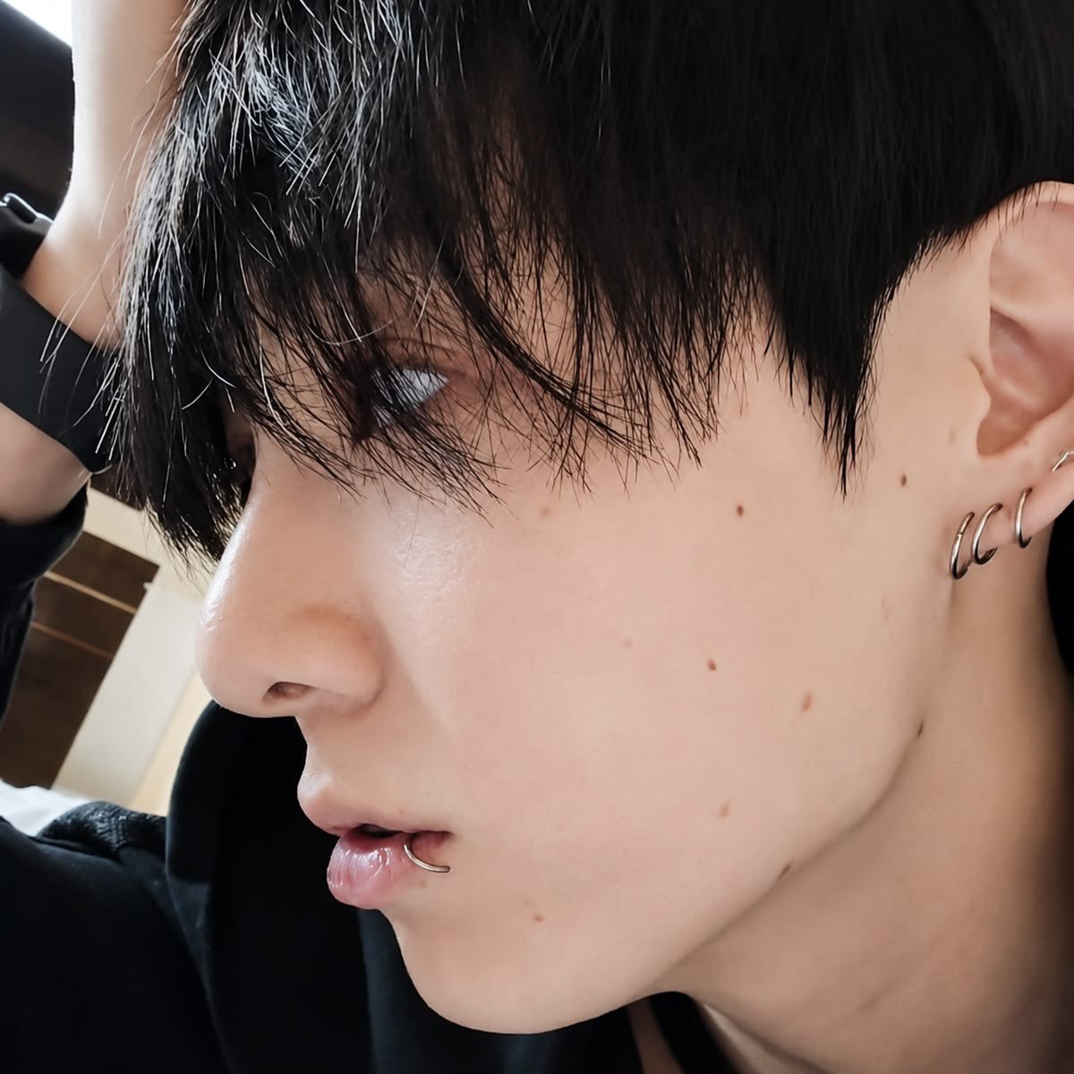 ⭒ tweet media