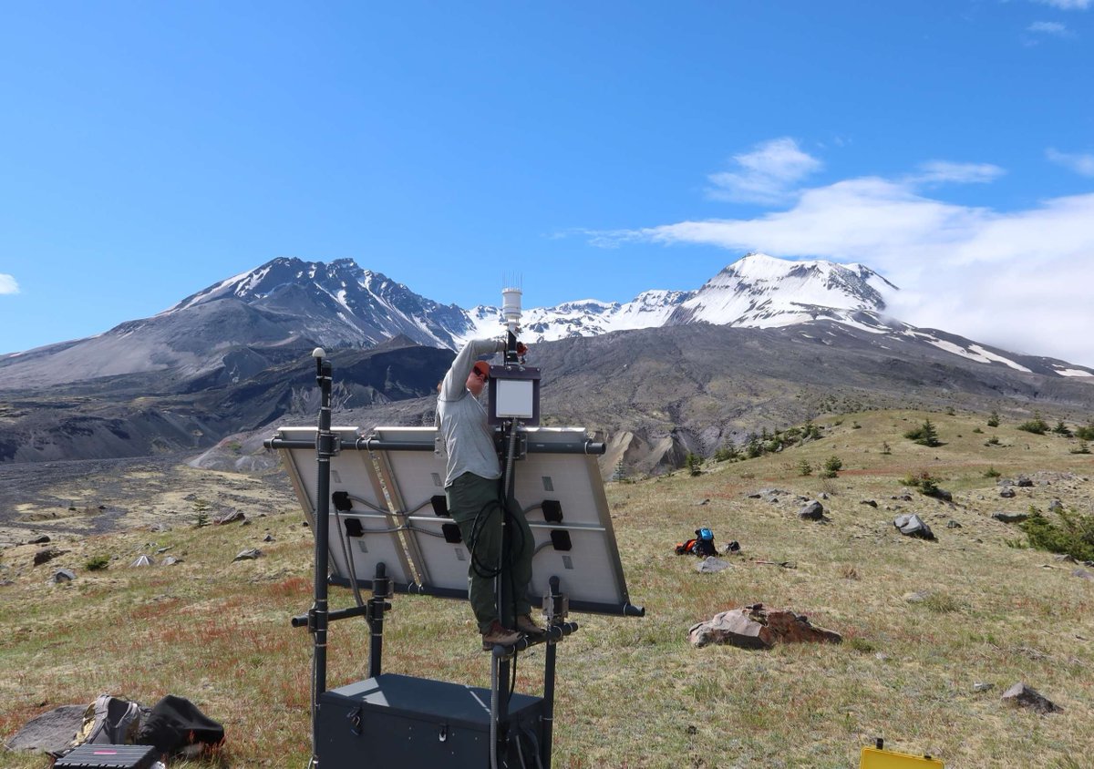 USGSVolcanoes's tweet photo. Cascades Volcano Observatory update for Friday, May 29, 2026: All volcanoes in the Cascade Range of Oregon and Washington were at normal background levels of activity for the last week. Small earthquakes were detected at Mount Rainier, Three Sisters, and Mount St. Helens. Field staff performed station maintenance at Mount St. Helens.

As Volcano Awareness Month in Washington comes to a close, it’s been a meaningful few weeks of field work, outreach, and collaboration focused on volcanic preparedness across the Pacific Northwest.

This month included time in the field, conversations with communities, and the first Washington State Volcano Summit hosted by Washington State Emergency Management Division, where volcano working groups from across the state came together to discuss and workshop alerting and notification procedures before and during future volcanic unrest.

We also had the opportunity to connect with people directly through a Reddit Ask-Me-Anything, answering questions about volcano monitoring, hazards, preparedness, and what volcanic activity in Washington really looks like. 

Preparedness is built through partnerships, communication, and continued learning long before a crisis begins. Grateful to everyone who contributed their time, expertise, and questions throughout the month!

📷1: USGS field engineers maintain equipment at Mount St. Helens. Photo Credit: S. Pauk USGS

📷2: USGS CVO Avengers Assembled to answer rapid-fire questions on a live Reddit Ask-me-Anything about volcanoes. Photo Credit: B. Bartel USGS