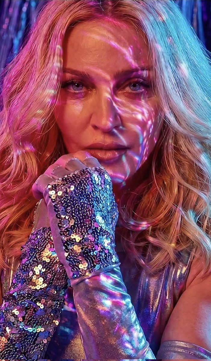IllRemember94's tweet photo. 📸 | Confessions 2 is coming ‼️
#Madonna 🩷🤍💜🤍🩷 https://t.co/6TCg2S6dBk