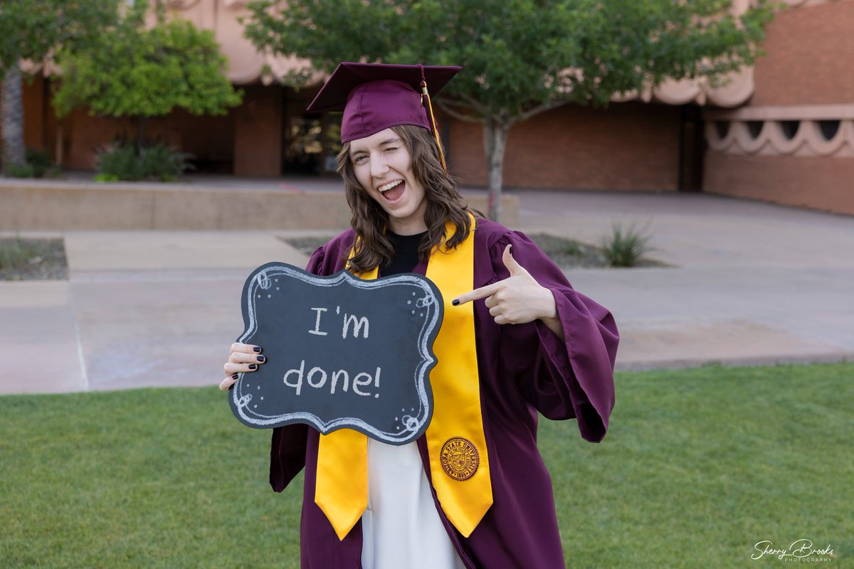 PhotosbySherry's tweet photo. Another spring graduation season in the books. Now onto summer sessions, future grads, and planning for Fall 2026 🎉📸
#ASUGrad #SunDevilGrad #ASUSeniorPhotos #ArizonaPhotographer #GradPhotos #CollegeGrad #TempePhotographer #ASU2026 #GraduationSeason #asugradphotographer https://t.co/XCFyZUzTe3