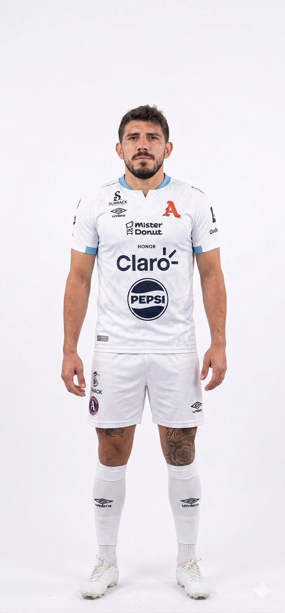 AficionadoAlian's tweet photo. Bienvenido al defensa central Jairo Soriano, nacionalidad guatemalteco-salvadoreño, plaza nacional, 31 años, 1.78 metros de estatura, características solidez, rígido, liderazgo, buen juego aéreo, técnico, experiencia en Comunicaciones y Aurora de Guatemala. Bienvenido a @AlianzaFC_sv