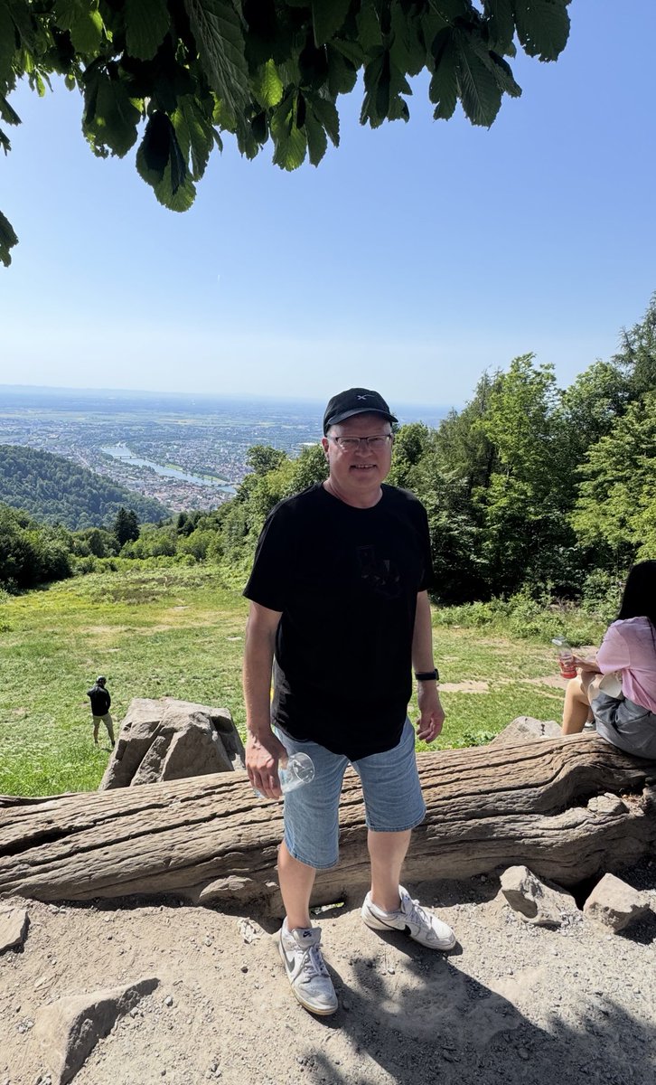 N628TS's tweet photo. #OnOurWayToFlachau we visited the well known and famous city Heidelberg. We had a terrific view from the Königstuhl. https://t.co/59co00LMaC