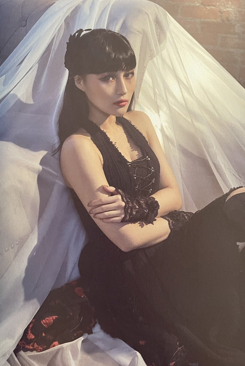 hf_dreamcatcher [🌳] Scans do 1° full álbum do Dreamcatcher