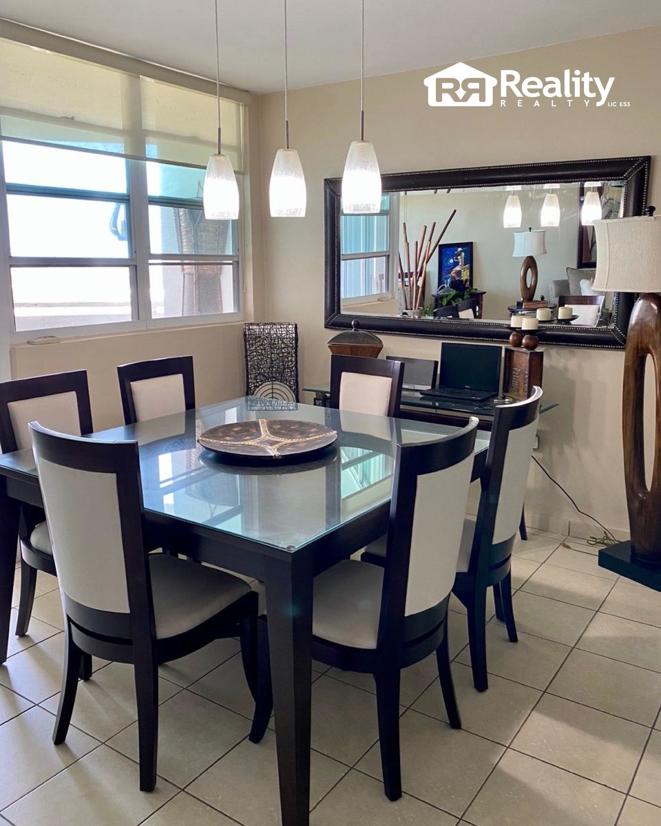 RealityRealtyP's tweet photo. ✨ Hay #espacios que elevan tu estilo de vida.🏙️

🛏️ 3 hab | 🛁 2.5 baños
🍽️ Cocina moderna
🌇 Balcón con impresionantes atardeceres
🏊 Piscina | 🎾 Tenis | 💪 Gimnasio | 🧖 Sauna
⚡ Planta eléctrica y excelentes amenidades

Milton Serrano | Lic. C-12272
📲787-444-6583 https://t.co/GaS48qbOCn