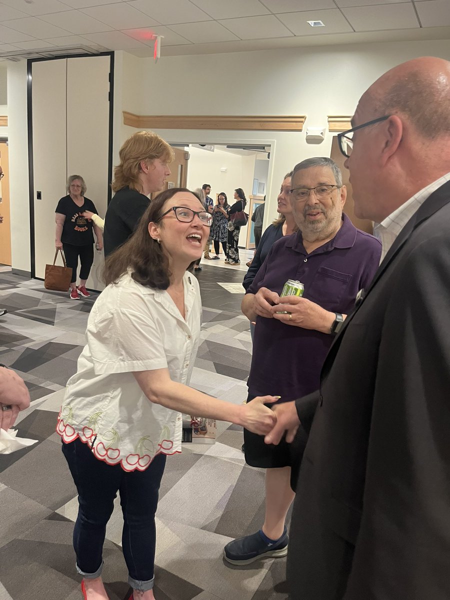 Team_McGovern's tweet photo. Great to talk with folks in Grafton at a town hall hosted by #indivisible.
People here are fired up to take our country back from the MAGA lunatics in Washington! https://t.co/A64PIqL8es
