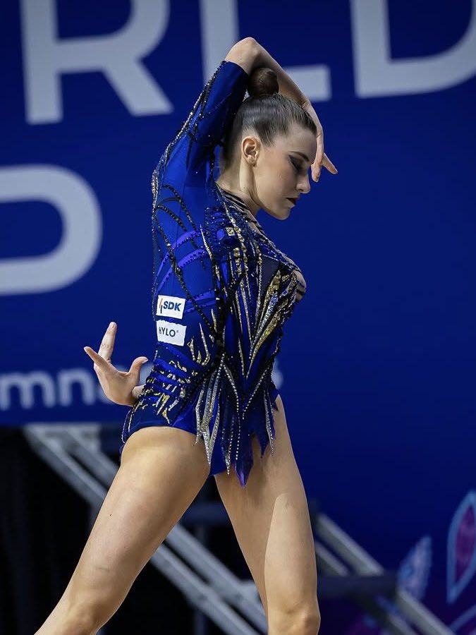 rhythmicfierces's tweet photo. Clasificación aro #Varna2026:

1. Darja Varfolomeev 🇩🇪 29,750
2. Sofia Raffaeli 🇮🇹 29,350
3. Sofiia Ilteriakova 🇷🇺 29,150
4. Stiliana Nikolova 🇧🇬 29,100
5. Alina Harnasko 🇧🇾 28,950
6. Daniela Munits 🇮🇱 28,750
7. Alba Bautista 🇪🇸 28,700
8. Eva Brezalieva 🇧🇬 28,450 https://t.co/MBHO1p1gvN