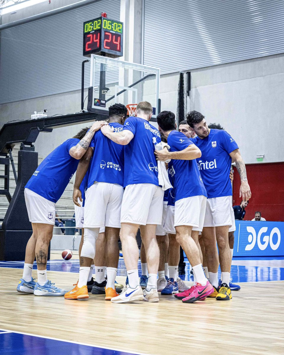 DSCbasquet's tweet photo. Gracias a todos los que estuvieron esta temporada apoyando a Defensor Sporting de cualquier forma y en cualquier momento. 

Volveremos más fuertes, y como siempre, con nuestra impronta de pelear hasta el final todos juntos.

Hasta la Liga que viene 👊🏻 https://t.co/ZLY7DJQmYa