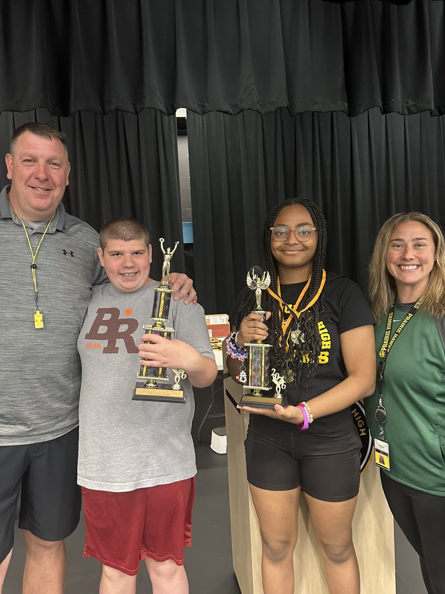 PrairiePE's tweet photo. 🗣️ Congratulations to Johara S. &amp; Michael R. our 8th Grade Physical Education 🏆 award winners!! Way to follow the 4B's throughout the year! #pjh126 👊🏻🏃🏻‍♀️🏃🏻‍♂️👟 https://t.co/vJ7NZTJ7xf
