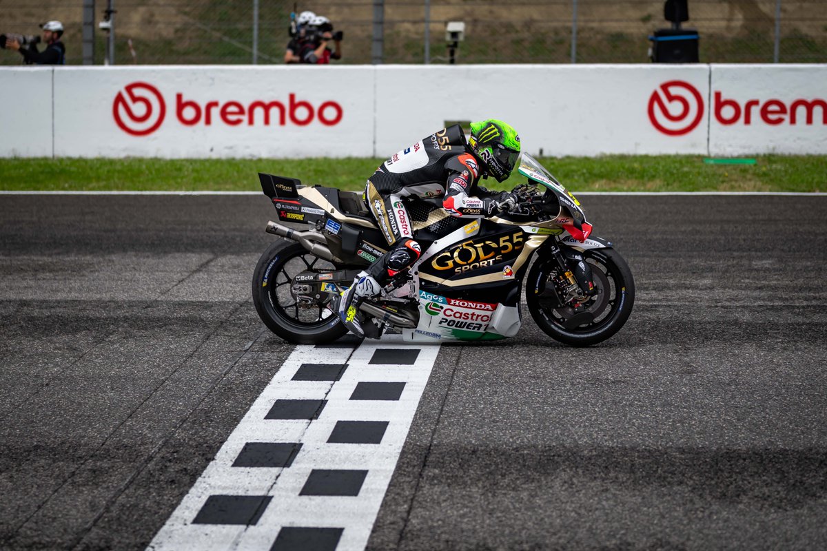 lcr_team's tweet photo. P22 @calcrutchlow – Practice #ItalianGP 
🎤“The truth is that it's been an intense day, but I enjoy riding the bike. I’m just not as strong as I used to be when changing direction. I’m happy with what we’ve done today. I know everyone in the box, and that makes things easier.” https://t.co/nfSLU9HAwS