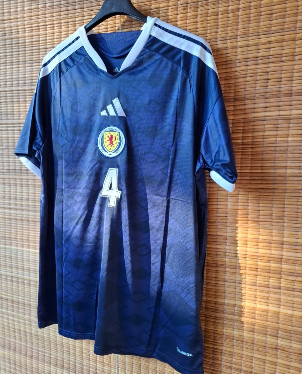 ArgAthletic's tweet photo. 🔥MIREN QUE LOCURA DE CAMISETAS QUE ME MANDO EL AMIGO @sptkits73203🔥

3 CAMISETAZAS de la mejor calidad.

¿Que esperas para pedir?
En https://t.co/qri27hLCKT esperan tu pedido

👇🏻Abajo te las detallo una por una https://t.co/zXMK6IgpWY