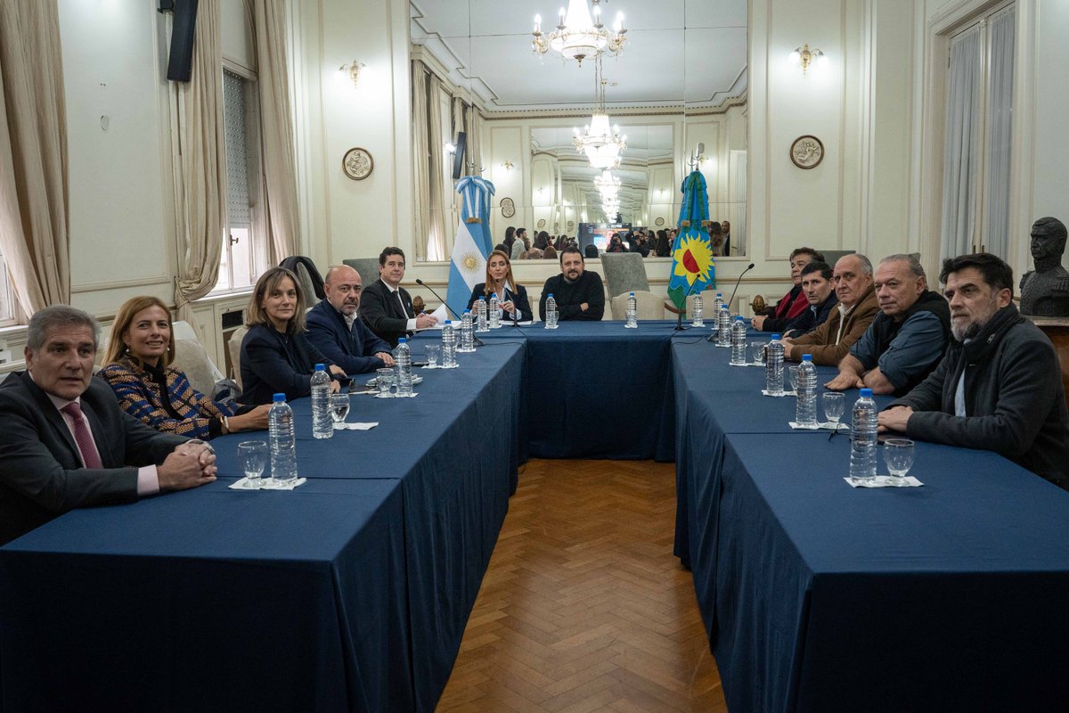 Senado Fuerza Patria - PBA tweet media