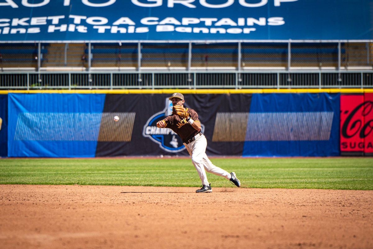 BWUBaseball's tweet photo. all jackets game 1📸

#BWBoys #d3b https://t.co/L1KBPBm9xa