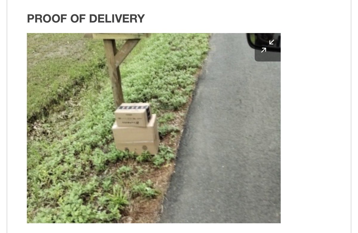 Hammytrade's tweet photo. @FedEx @FedExHelp is easily the worst carrier in the United States my driveway is 200ft long and they insist on leaving every single package I have by my mailbox on the opposite side of the road. Overnight packages 3 days late and you can’t get in contact with ANYONE. https://t.co/sQfdosIszJ