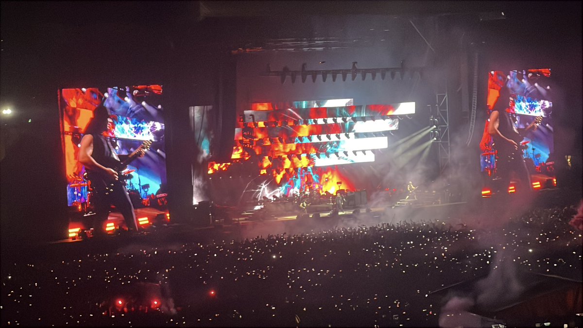 JBViking76's tweet photo. @aesquinca Infinitas gracias Toño Esquinca y a Alfa 91.3 por los boletos de SOAD. El concierto genial 10/10. Saludos y bendiciones. https://t.co/CBUMe7cUC5