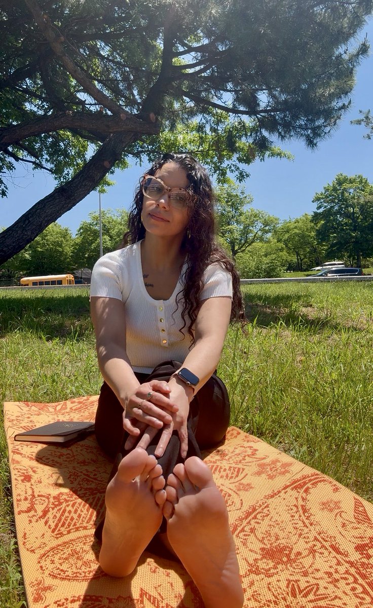 LovelyLoli02's tweet photo. Cum spend sometime with your Fav NYC foot girl 🥰🥰 

🔗 https://t.co/biTnhDYTpa