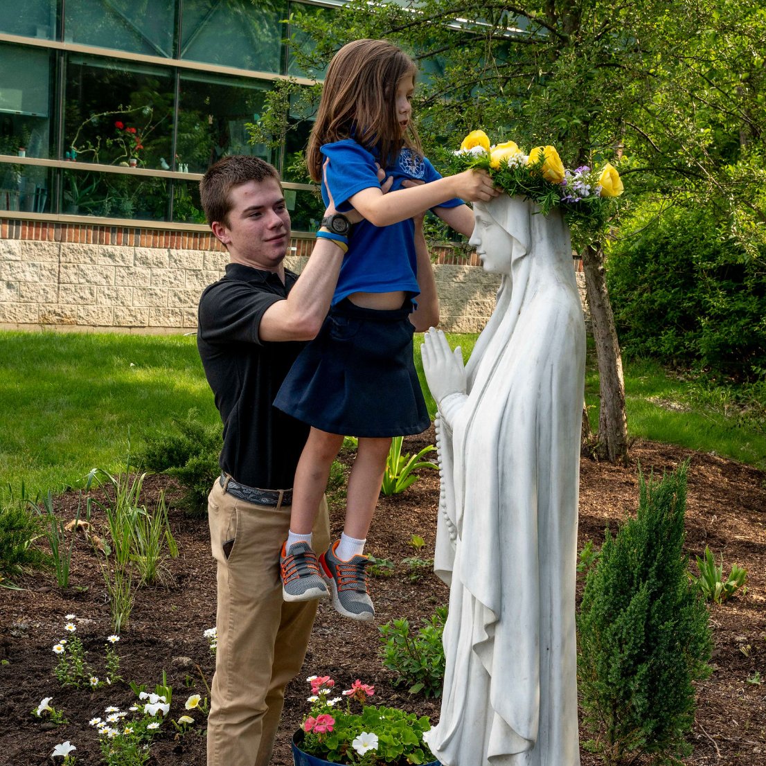 BishopBoyea's tweet photo. May is the month of Mary! Appropriately, Catholic Charities Washtenaw County chose this month to invite me to bless their new Mary Garden on the grounds of their Ann Arbor office. I was very happy to oblige. Ave Maria! https://t.co/GEEb3UeOn9