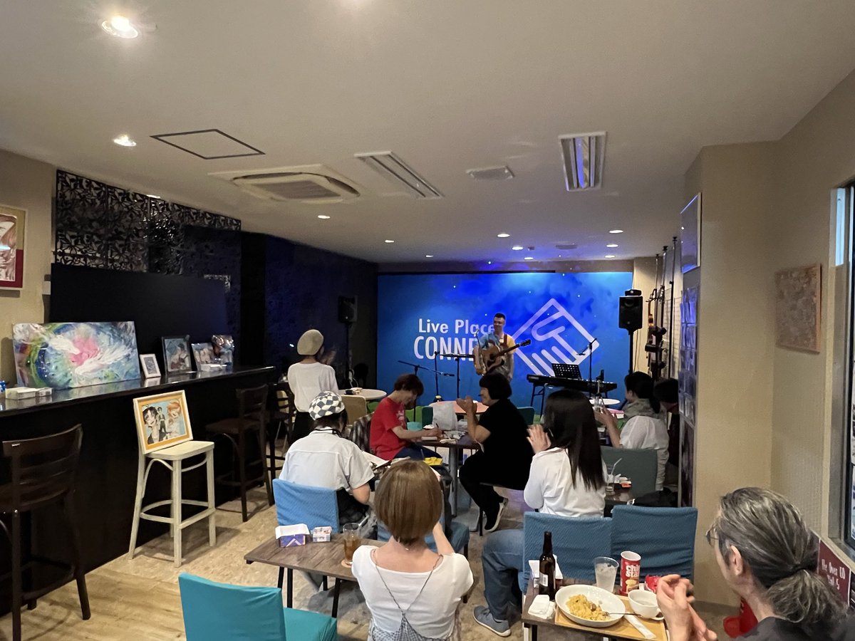 connect_82's tweet photo. 似顔絵屋ばく さん企画💥爆ナイト💣✨
似顔絵を描いたり描かれたり🤔そんなイベントですが「ステージご自由に使って🎤」とばくさん自ら声掛けして沢山の人たちにご来店頂きました🤗
ご来店頂きました皆様、似顔絵屋ばくさんありがとうございました🙇♂️
20260529 https://t.co/iQeFUAX5Gl