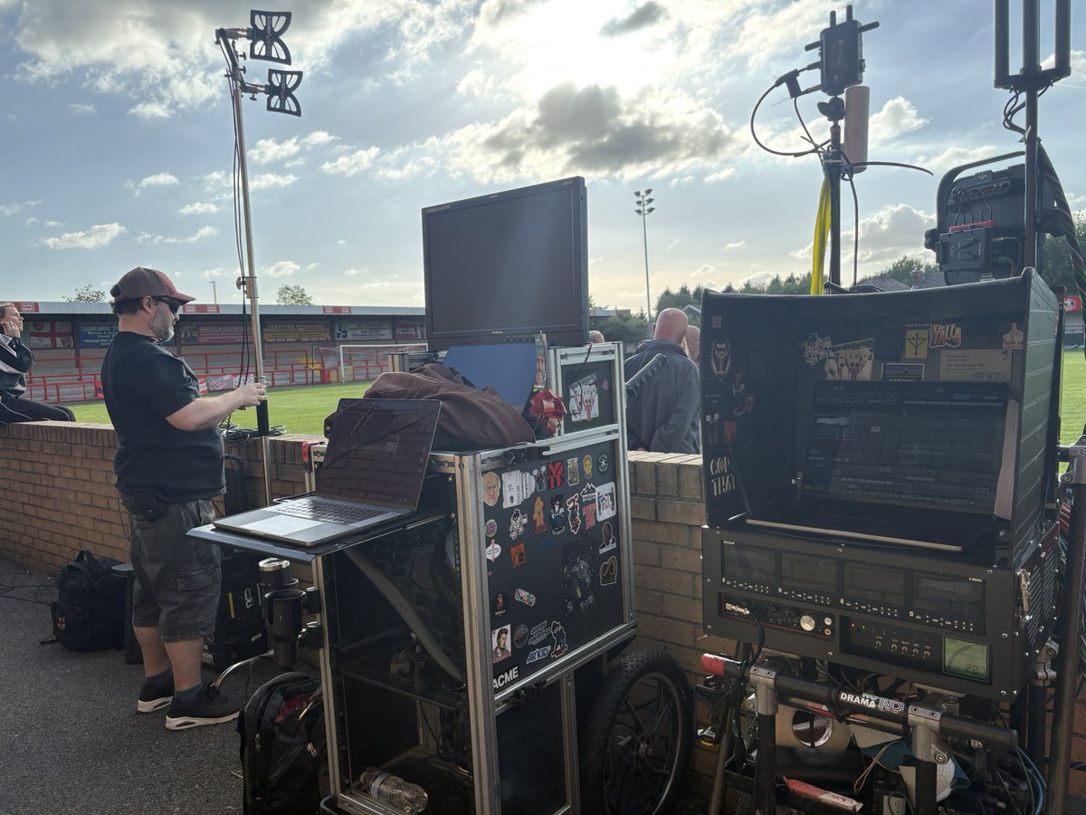 Bryan1dfc's tweet photo. Not a normal Friday this …. https://t.co/t7sWljzVPj