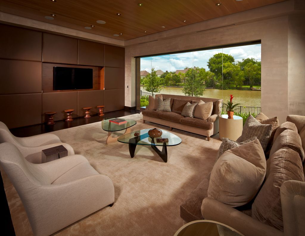 simsbuilders's tweet photo. Lakefront Modern pairs curved architecture, warm stone, glass railings, lake views, a glowing pool, open interiors, rich wood ceilings, and a sculptural kitchen.

https://t.co/MPKenEWYzl

🏡 Robert Dame Designs
🎨 Collaborative Design Group
📸 Steve Chenn https://t.co/n7fdVQlIjZ