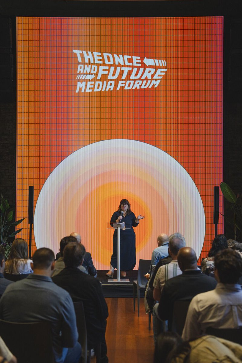 karine_hsu's tweet photo. WOW substack's media summit pics looked GORGEOUS https://t.co/1y9ZPc2M6m