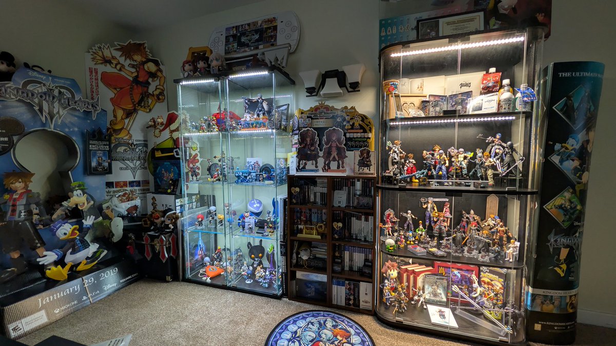 KHWaterBlock's tweet photo. Crazy how chaotic this room looked before https://t.co/wu47T8cePj