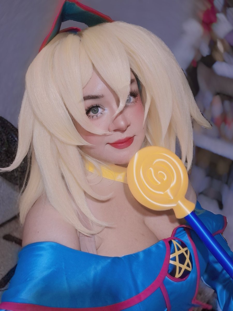 MohmmyTiny's tweet photo. Otra fotito improvisada #costest https://t.co/Z1FzVWyEMv