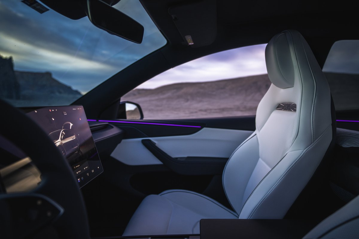 Tesla tweet media