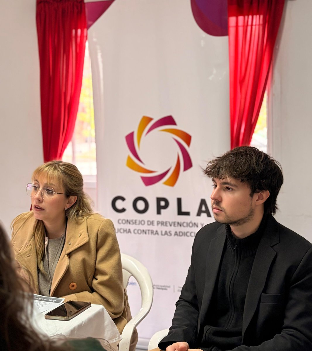 DDHH_RI_CI's tweet photo. 💚 Realizamos la segunda sesión #COPLA  (Consejo de Prevención y Lucha contra las Adicciones) en el barrio #Melipal, junto a instituciones y organizaciones comprometidas con la temática.
@munineuquen
@GiovanettL https://t.co/FQ5a8sIz51