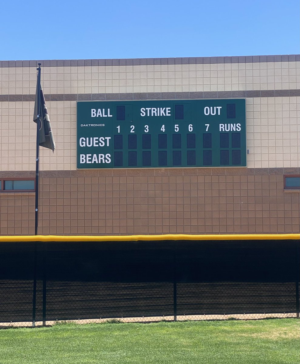 MarquesReischl's tweet photo. 🚨New Scoreboards Alert 🚨 
Big thanks to CUSD and Arizona Sports and Tourism Authority for teaming up for a great Grant! We used the grant funds for much needed scoreboards at our stadium, softball field, baseball field, and in our gym! #buildingbasha https://t.co/vYKm9Oh4y4