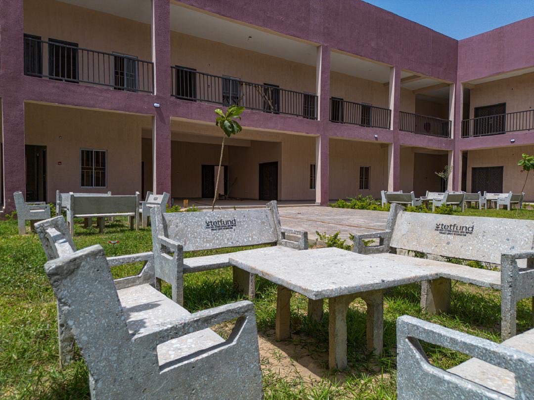 TETFundNg's tweet photo. OFFICIAL COMMISSIONING OF YEAR 2024 TETFUND HIGH IMPACT INTERVENTION FOR THE CONSTRUCTION AND FURNISHING OF CLASSROOMS COMPLEX BUILDING AT HISSAINI ADAMU FEDERAL POLYTECHNIC KAZAURE JIGAWA STATE . https://t.co/xWawmA94iM