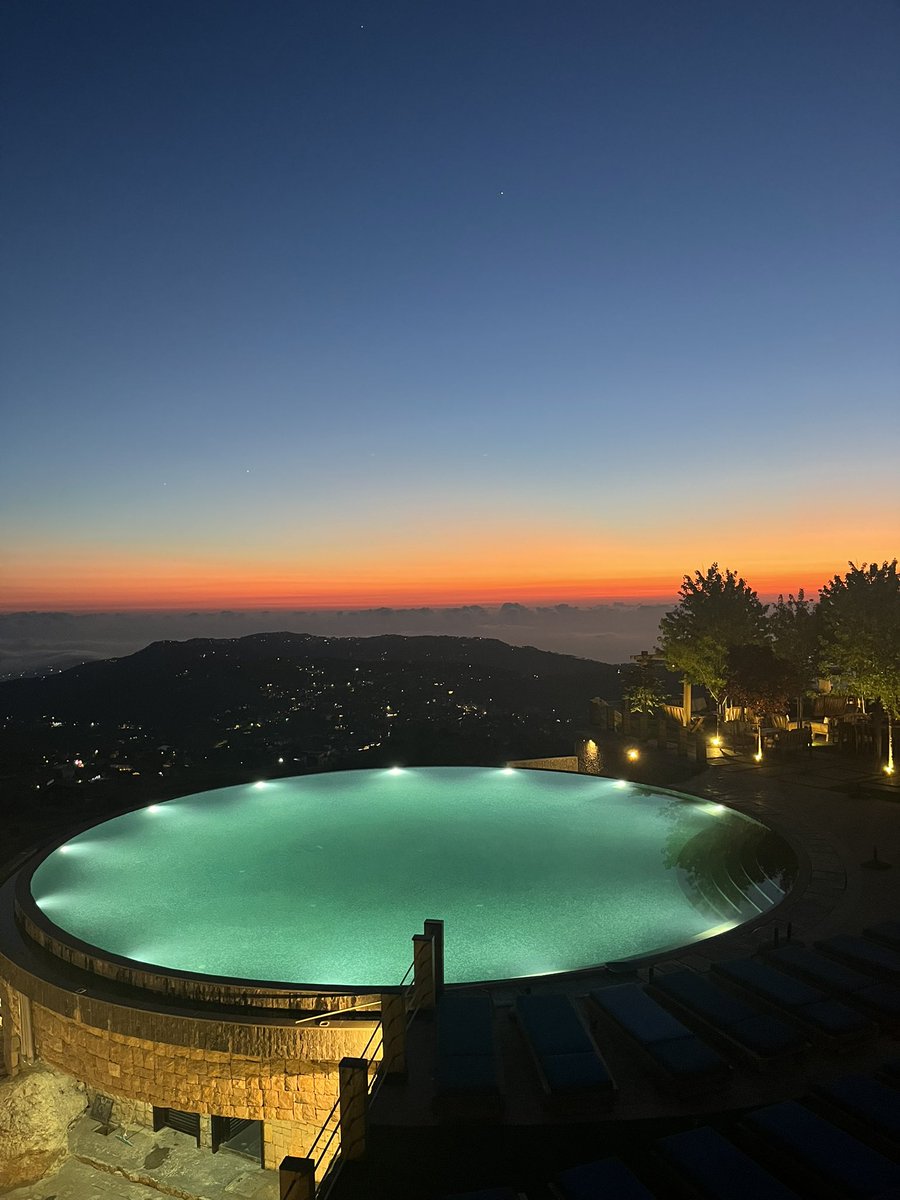 wabousleiman's tweet photo. #lebanon 🇱🇧 #Mtein #Zaarour #sunset https://t.co/Wdc1B1x89H