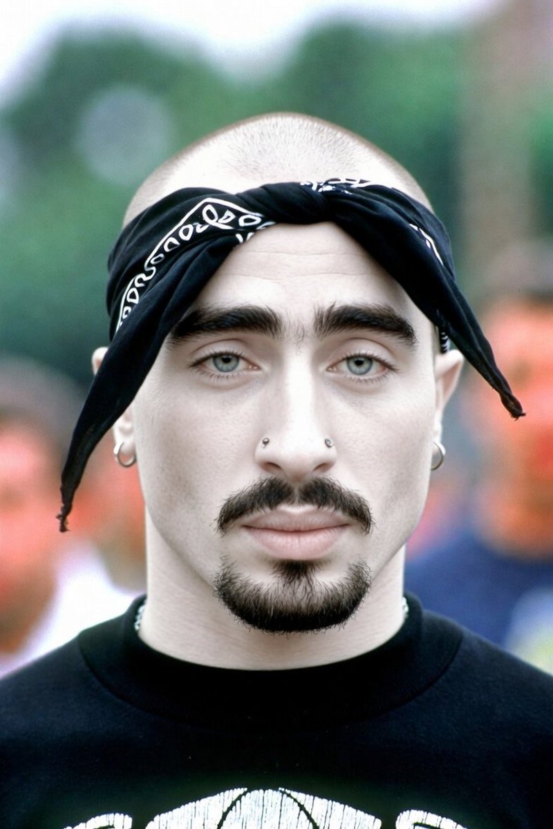 RSCLE5's tweet photo. @TaraBull Only if I can see a white actor for a 2pac movie one day. Or Albino Pac &amp; Biggie https://t.co/8TXVjAWLVx