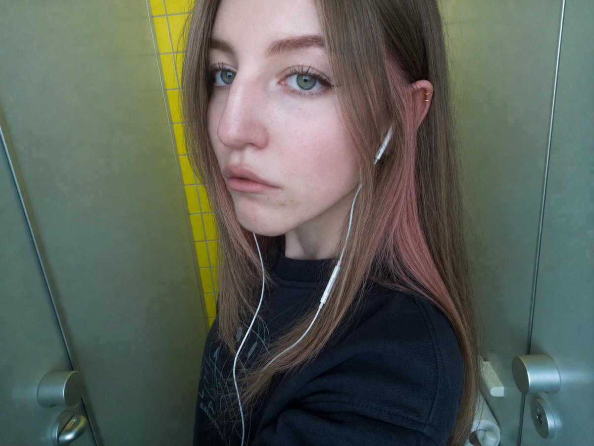 ника//ну ладно//чика tweet media