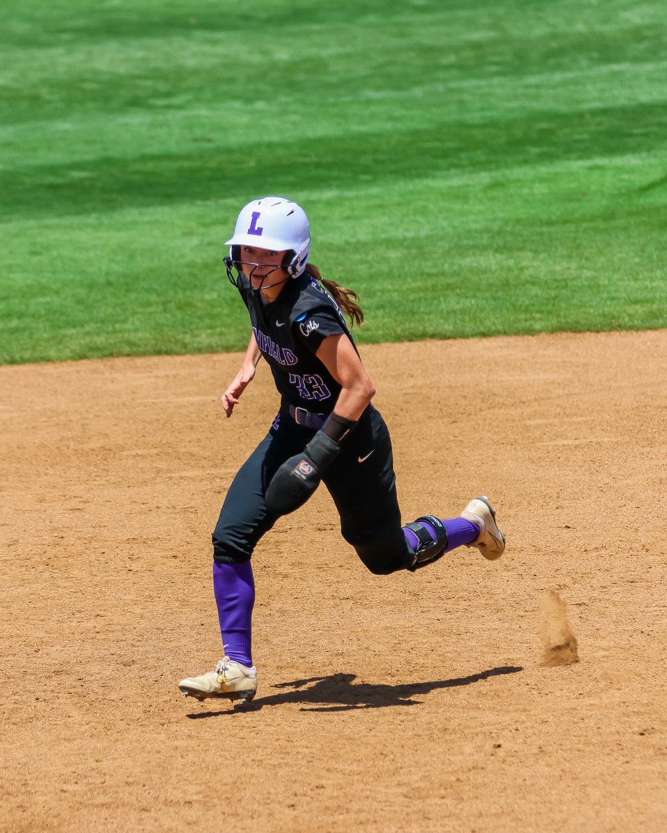NCAADIII's tweet photo. Bringing the heat 🔥 

#WhyD3 | #D3sb https://t.co/Aljx8r4Egw