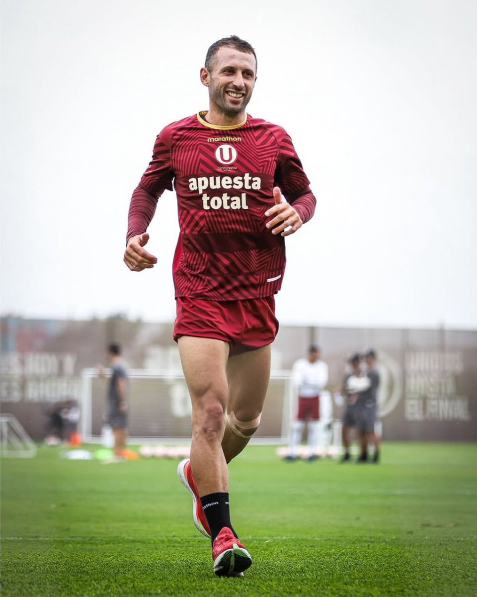 RodrigoRoblesB3's tweet photo. Info de #SportBoys:
El equipo chalaco comienza a hacer las gestiones correspondientes para que Christian Cueva, Pablo Erustes y Horacio Calcaterra jueguen el Clausura en Sport Boys. Los 3 cuentan con la aprobación de Carlos Desio. Se evalúa el préstamo o la compra. @ovacionweb https://t.co/wsxKgoRvAW