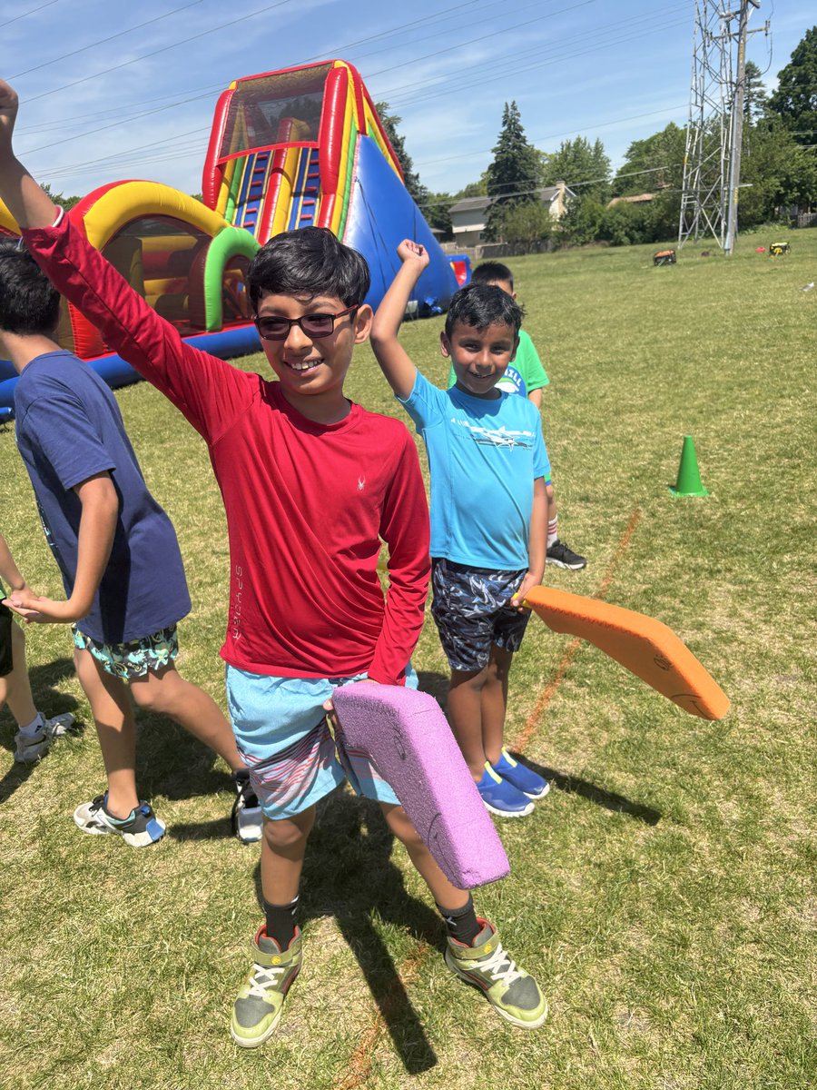 DahmClass3's tweet photo. Field day was a BLAST! #ivyhillleague https://t.co/ccRzsozoZS