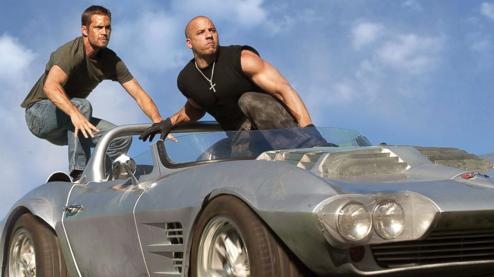 zoonpolitikn2's tweet photo. @LinaLen66067444 @petrogustavo A Gustavo Petro conviene verlo como Toretto criollo: no entra por la puerta, sino por la ventana del carro, como quien desafía la solemnidad. “Vivo mi vida un cuarto de milla a la vez”, decía Toretto; Petro también, en ajedrez político —ciencia pura—, con audacia y propósito. https://t.co/8jpKZnDXL3