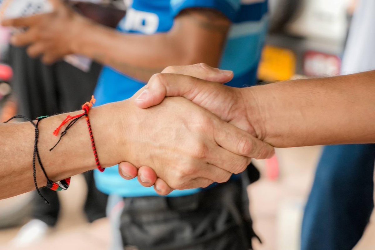 carlosecaicedo's tweet photo. Llegamos a Plato, Magdalena, un territorio  que ha vivido los resultados de apostarle a la educación. Con el gobierno de @IvanCepedaCast, esa apuesta seguirá viva para que más jóvenes en Colombia tengan acceso a oportunidades, estudien y construyan su futuro.

Este 31 de mayo, vota Iván Cepeda. Vamos a ganar en primera vuelta.