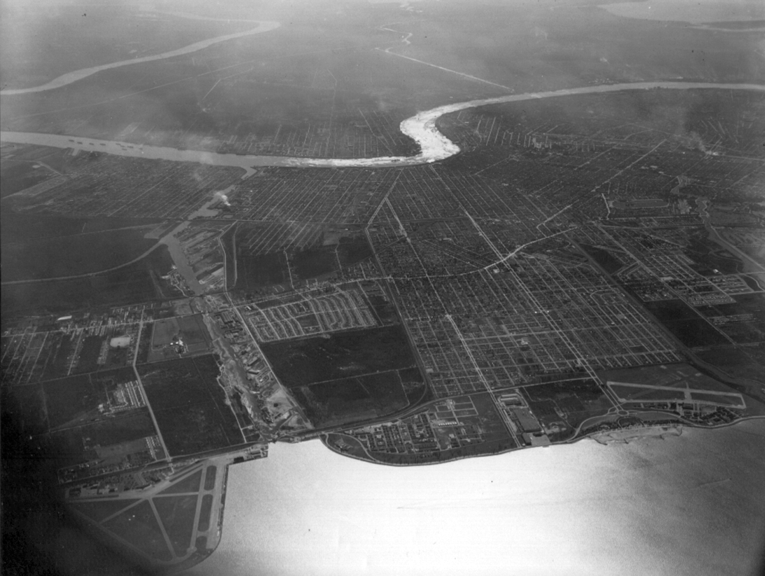 nolacampanella's tweet photo. Interested in New Orleans/Louisiana 
history, geography, architecture, and culture? 
Here are hundreds of articles by yours truly, 
including some new ones; all free PDFs:
https://t.co/7AEKhchxhh https://t.co/vVqPD0LG9y