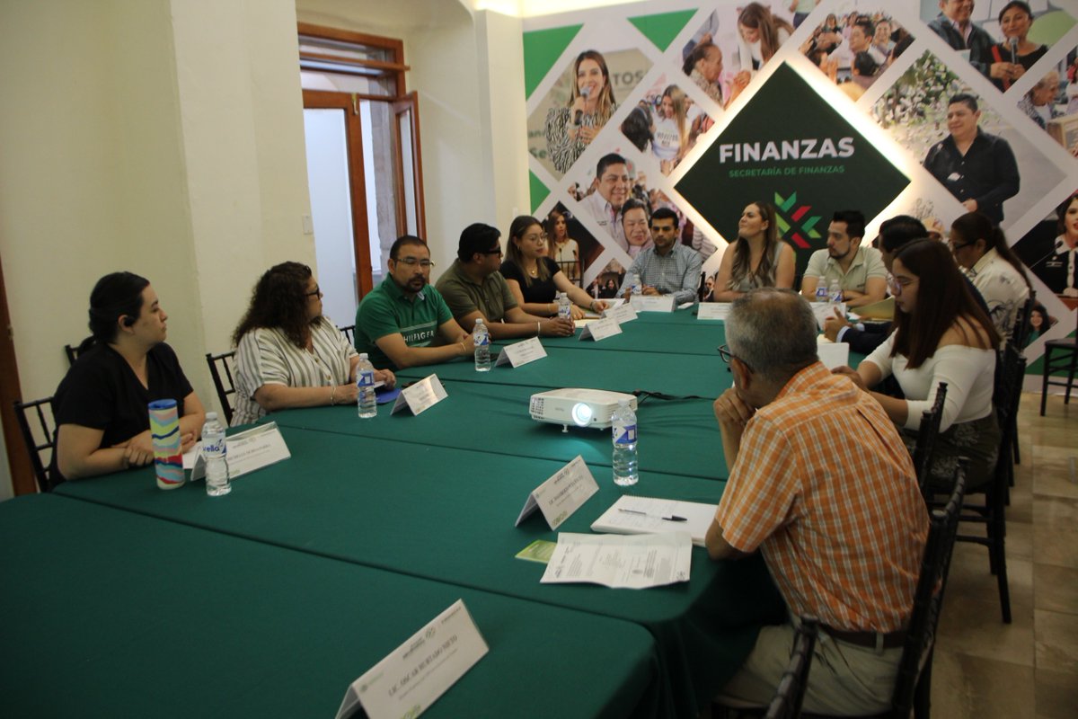 SLPFinanzas's tweet photo. 🤝 La Sefin, llevó a cabo la Segunda Sesión Ordinaria del Comité de Ética y Prevención de Conflicto de Interés, fortaleciendo el desempeño ético en el servicio público.

#PotosíSinLímites #ElCambioQueSeVive #RGC #RicardoGallardo #RicardoGallardoCardona
@RGC_Mx @AriGarciaVidal https://t.co/NCJolmySqj