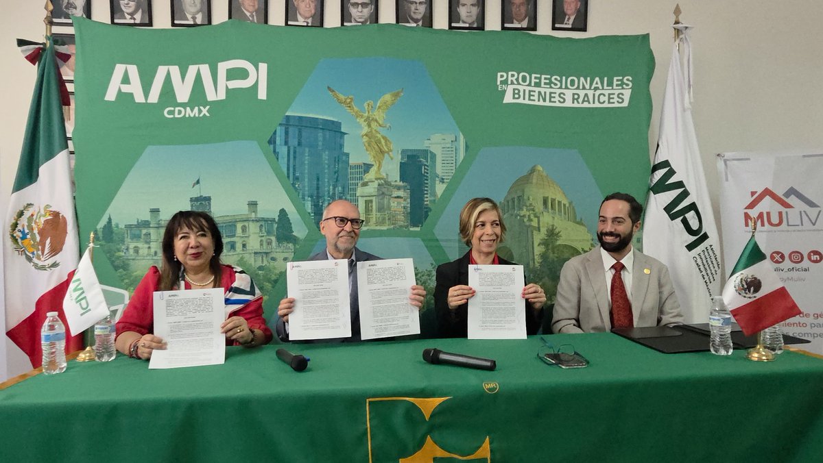 muliv_oficial's tweet photo. ✨ Las grandes transformaciones comienzan con la suma de esfuerzos.

Con la firma de este convenio entre MULIV y  @ampicdmx, se fortalecen las redes de colaboración que impulsan el desarrollo profesional, la participación y el crecimiento del sector inmobiliario. https://t.co/eyyZ2mHqe4